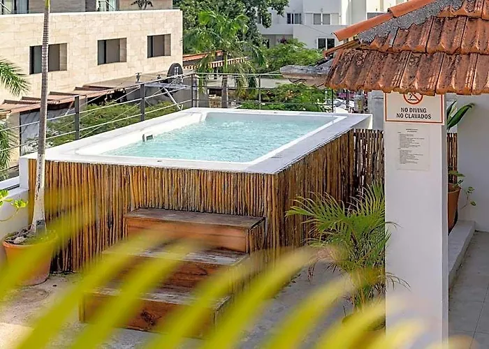 Hotel Banana Boutique 3*