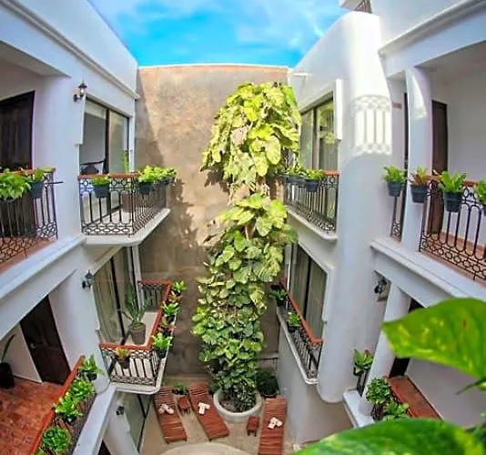 Banana Boutique Hotel 3*