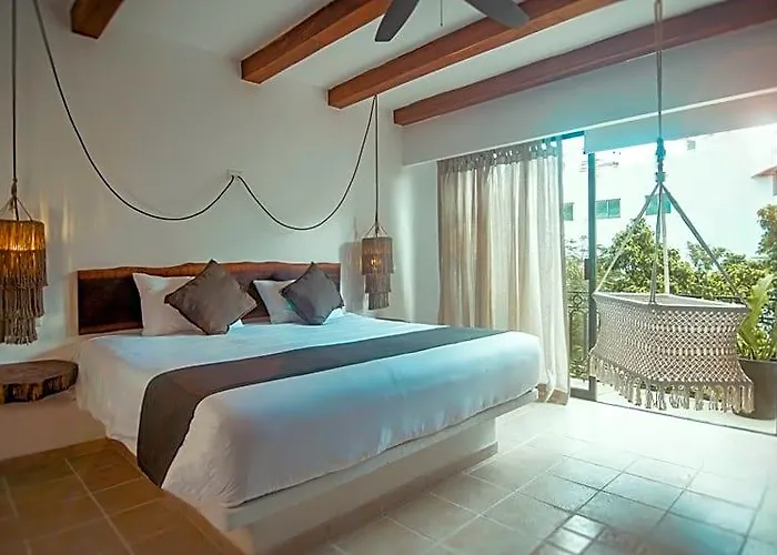 Hotel Banana Boutique 3*