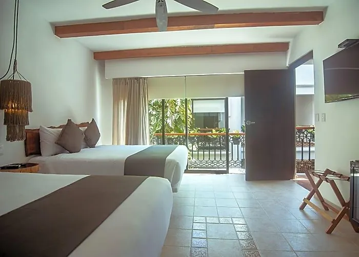 Banana Boutique Hotel 3*